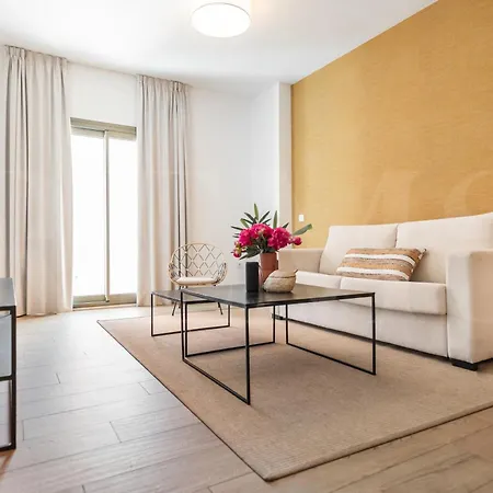 Picturesque Apartment With Terrace By Rems Malaga Exterior photo
